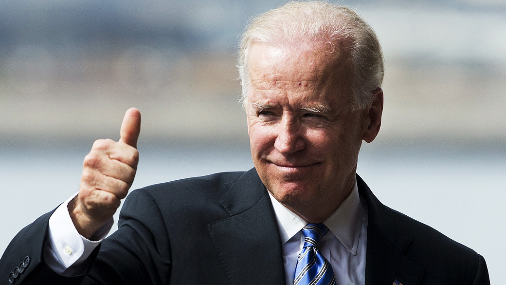 O vice-presidente americano, Joe Biden, sinaliza interesse em concorrer à Presidência