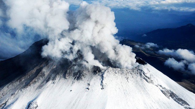 <p>O vulcão Popocatépetl, localizado no centro do México</p>