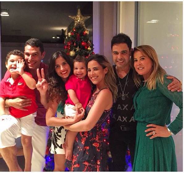Zezé Di Camargo, Zilu e família passam o Natal juntos