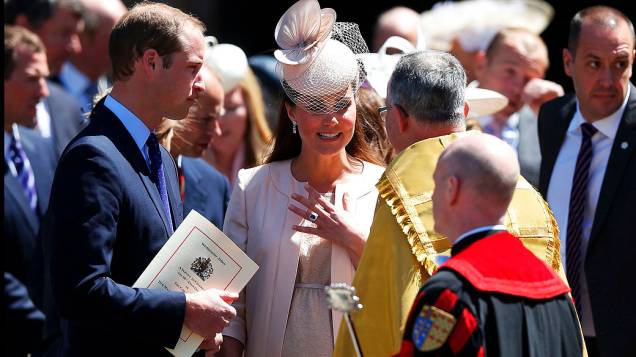 Príncipe William, o duque de Cambridge e  Catherine, a duquesa de Cambridge durante comemoração do 60 º aniversário da coroação da rainha Elizabeth II na Abadia de Westminster, em Londres