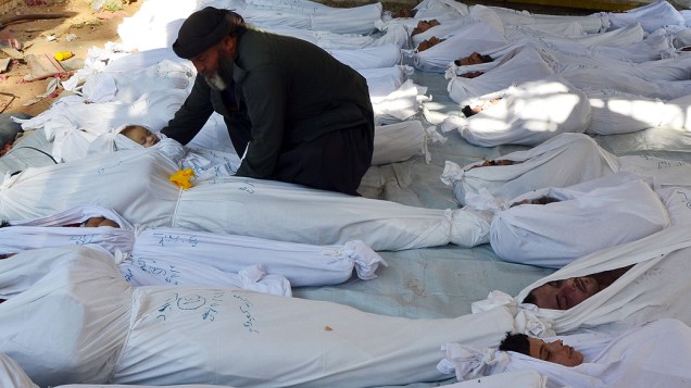 Agosto de 2013: vítimas do ataque com armas químicas nos arredores de Damasco, na Síria