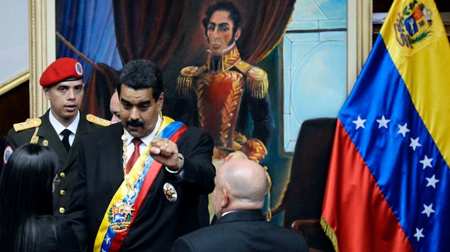 Nicolás Maduro faz o juramento de posse presidencial, em Caracas
