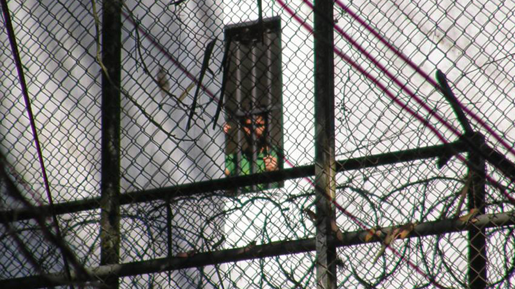 Leopoldo López, opositor do governo venezuelano, fotografado na prisão de Ramo Verde