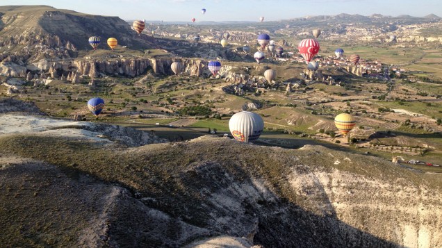 Os voos de balão são uma das grandes atrações turísticas da região