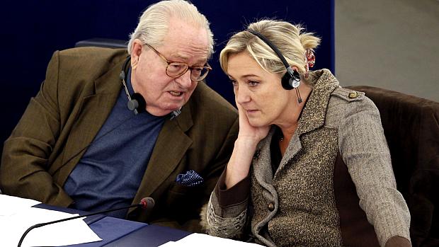 Jean-Marie Le Pen, ao lado da filha Marine