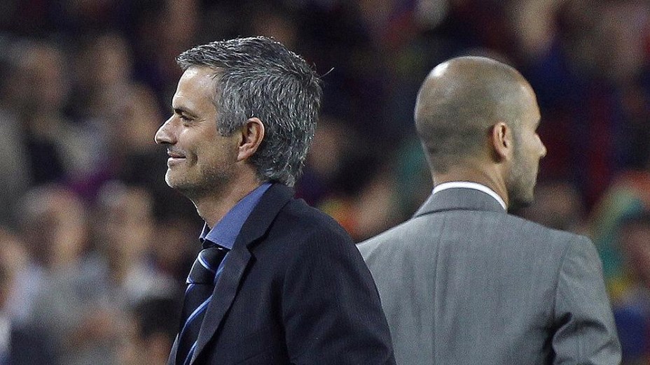 Os técnicos do Real, José Mourinho, e do Barcelona, Guardiola: estilos opostos