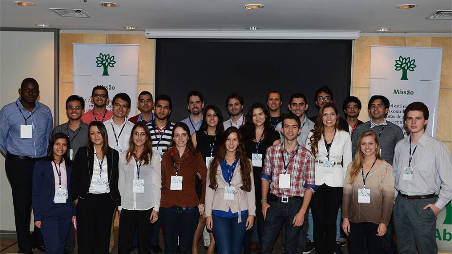 Candidatos ao Prêmio Jovens Inspiradores 2013