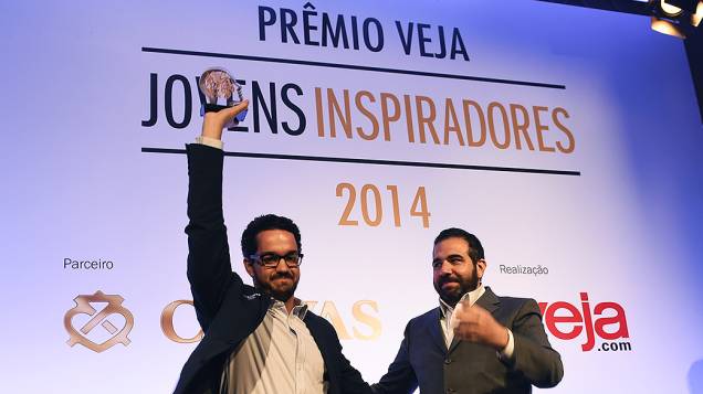André Barrence vencedor do Prêmio Jovens Inspiradores 2014, em São Paulo