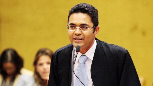 O advogado Marcelo Leal de Lima Oliveira, defensor de Pedro da Silva Corrêa de Oliveira Andrade Neto, no plenário do STF, durante julgamento do mensalão, em 09/08/2012