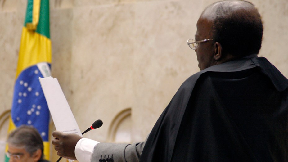 O ministro Joaquim Barbosa durante julgamento do mensalão, em 03/09/2012