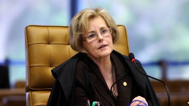 Ministra Rosa Weber do Supremo Tribunal Federal (STF) durante sessão do julgamento do mensalão, em 27/09/2012