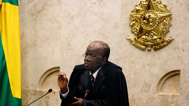 O presidente do STF, Joaquim Barbosa, durante julgamento do mensalão, em 06/12/2012