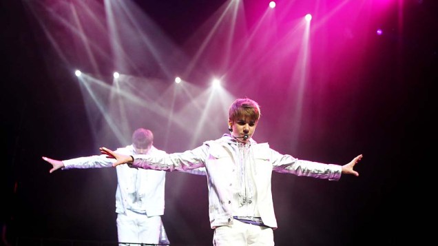 <p>Justin Bieber em apresentação</p>