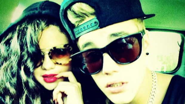 <p>Justin Bieber e Selena Gomez em foto no Instagram</p>