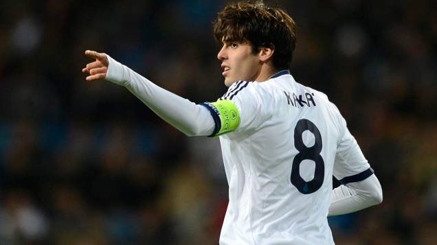 Kaká volta ao time depois de ter sido expulso em janeiro