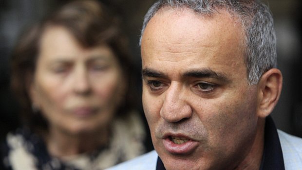 Após Pussy Riot Kasparov Enfrenta Justiça Russa Veja