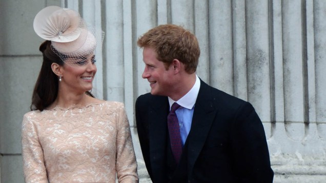 A duquesa de Cambridge, Kate Middleton, e o príncipe Harry