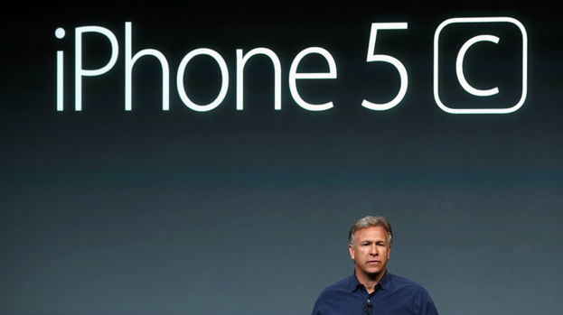 Phil Schiller durante apresentação do iPhone 5C