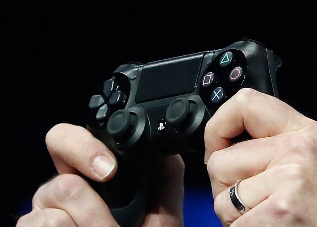 Sony anuncia lançamento do Playstation 4