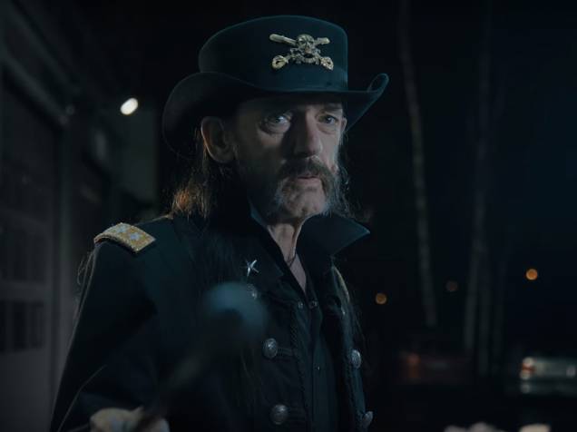 <p>Lemmy em cena do comercial inédita da marca de leite finlandesa Valio</p>