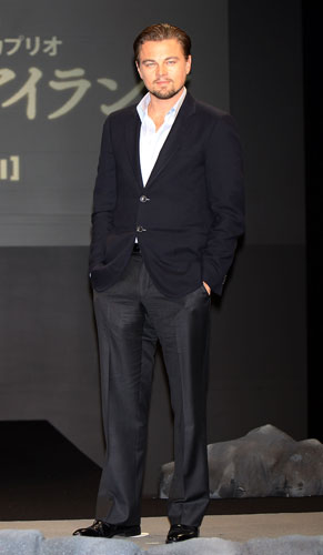 <p>DiCaprio divulga o filme <em>Ilha do Medo</em> no Japão.</p>