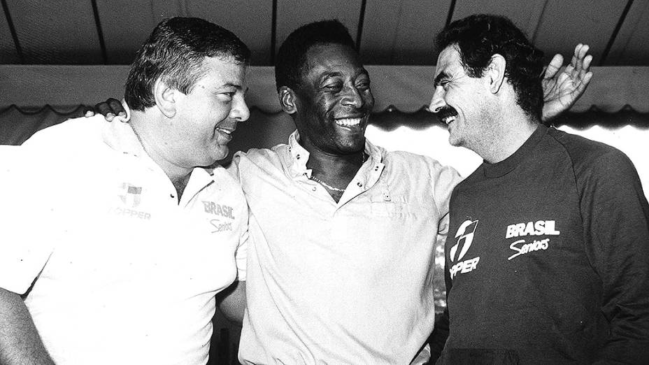 Rivellino com o narrador Luciano do Valle e Pelé, em 1989