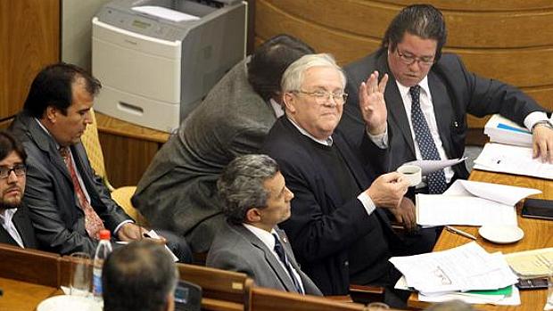 Equipe de defesa de Fernando Lugo no Senado paraguaio