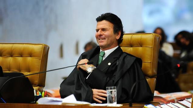 O ministro do STF, Luiz Fux durante julgamento do mensalão, em 11/10/2012