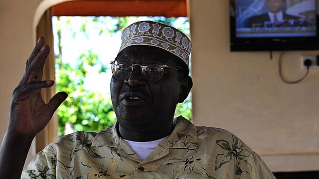 Malik, de 54 anos, está disputando o posto de governador do condado rural de Siaya