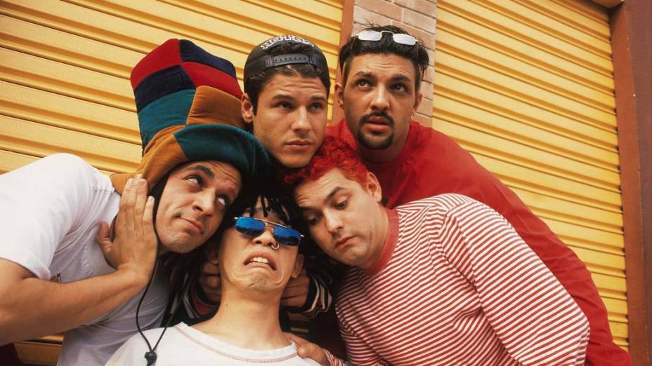 Integrantes do conjunto Mamonas Assassinas - 1995 Integrantes do conjunto Mamonas Assassinas - 1995