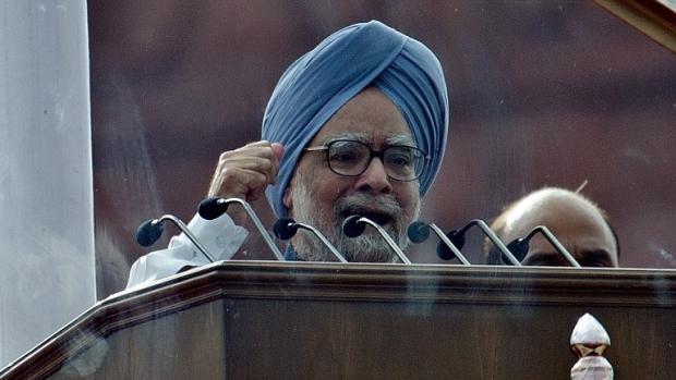 O primeiro-ministro indiano, Manmohan Singh, discursa durante comemorações do 66º aniversário da independência da Índia