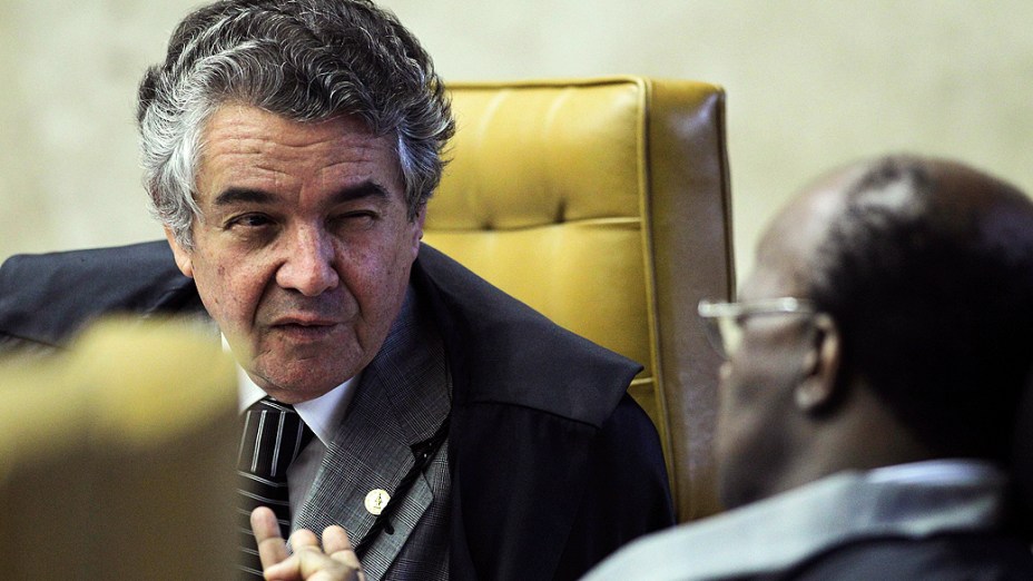 Marco Aurélio Mello durante o julgamento do mensalão, em 17/10/2012