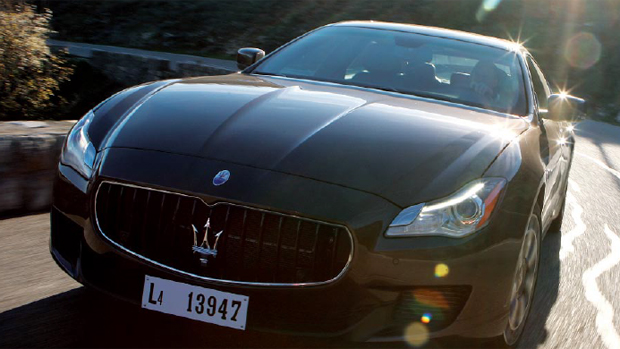 Maserati Quattroporte é destaque em VEJA Luxo