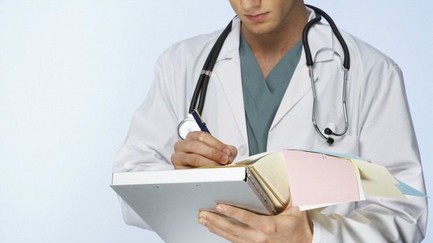 Revalida: O pré-teste será realizado no Brasil para avaliar se a prova condiz com a grade curricular de medicina