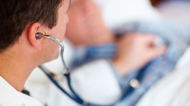Morte cerebral: além do eletroencefalograma, o CFM pretende incorporar testes como arteriografias e Doppler transcraniano para atestar a inatividade do cérebro