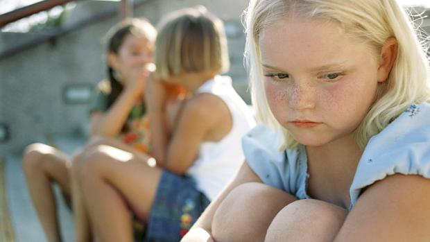 Bullying: meninas são mais propensas a utilizar drogas por conta da hostilização