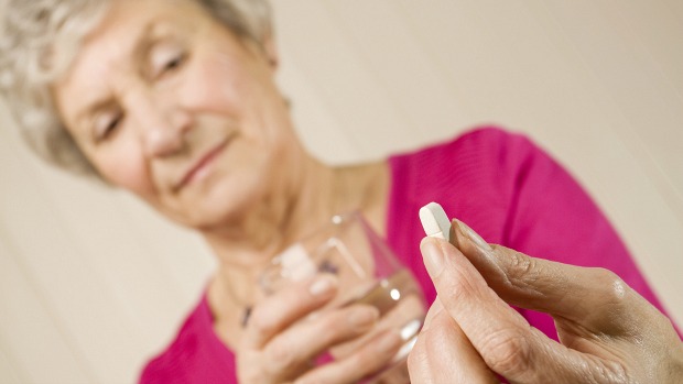 A terapia de reposição hormonal pode ajudar a controlar os efeitos colaterais da menopausa