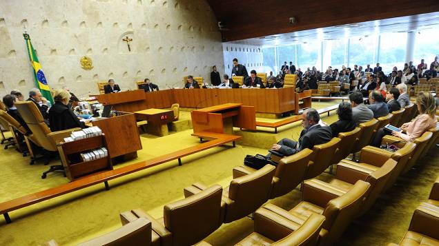 Ministros do Supremo Tribunal Federal (STF) durante sessão do julgamento do mensalão, em 07/11/2012