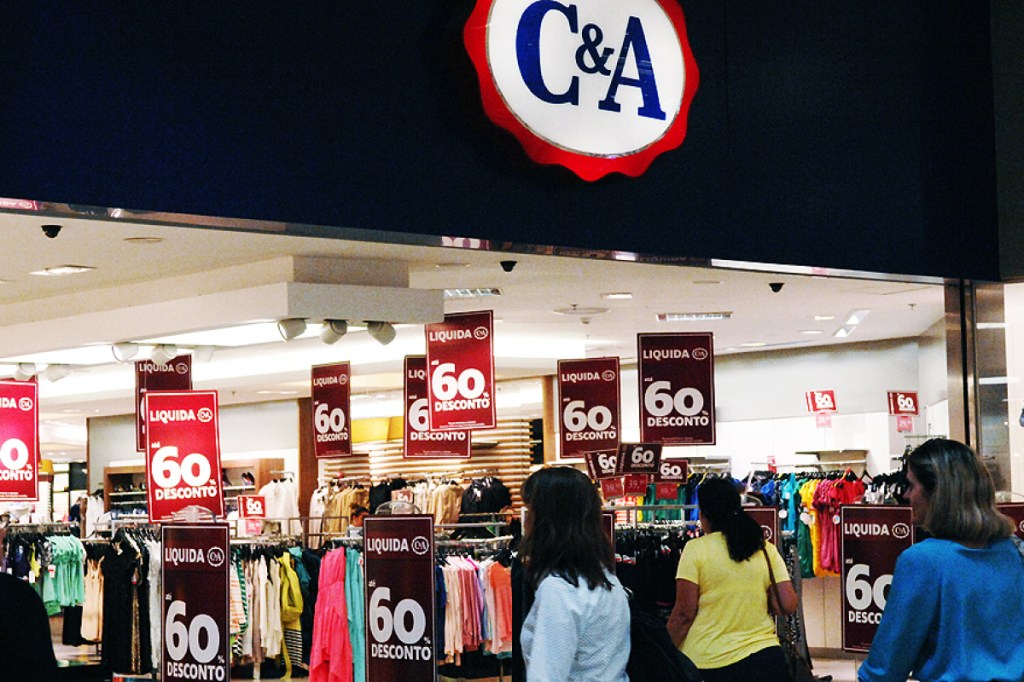 Supermercados de São Paulo registram queda de 1,1% nos preços em agosto -  APAS
