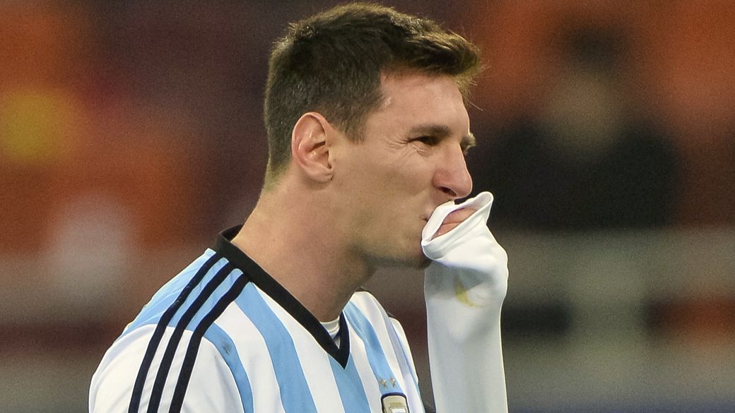 Messi vomitou no amistoso com a Romênia, em Bucareste