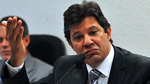 Ministro da Educação Fernando Haddad fala aos senadores (31/05/2011)