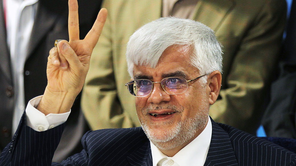 Mohammad-Reza Aref, candidato a presidIencia do Irã