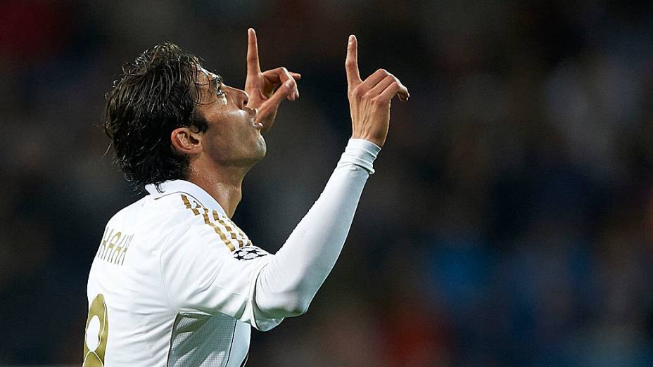 Kaká, do Real Madrid comemora depois de marcar durante partida no Santiago Bernabéu