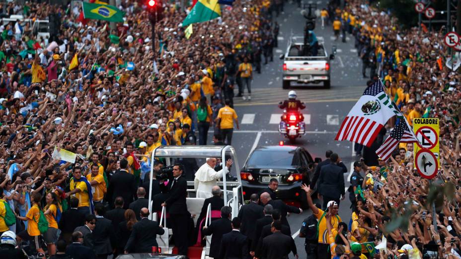 Desfile do papa Francisco no Rio de Janeiro