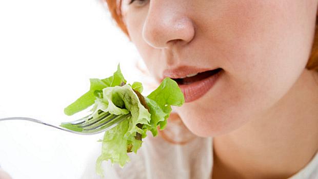 Sentimento de culpa ao comer? Isso tem nome: comer transtornado