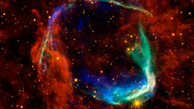 A Nasa combinou dados de quatro telescópios espaciais diferentes para criar a imagem da supernova, conhecida como RCW 86, a mais antiga que consta dos registros de astronomia.