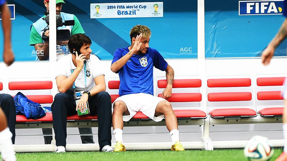 Neymar é visto no Mané Garrincha antes do jogo contra a Holanda, em Brasília