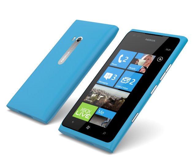 Preço do Lumia 900 no Brasil ainda não foi divulgado pela Nokia