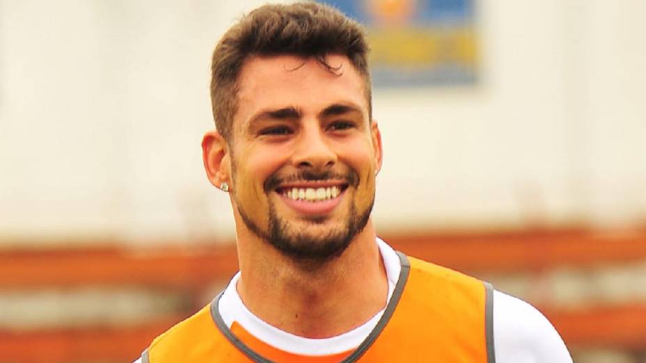 O ator Cauã Reymond