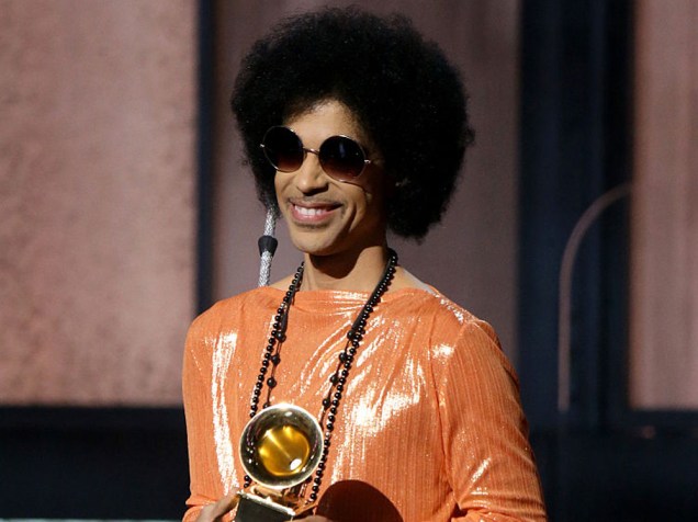 O cantor Prince durante o Grammy em 2015